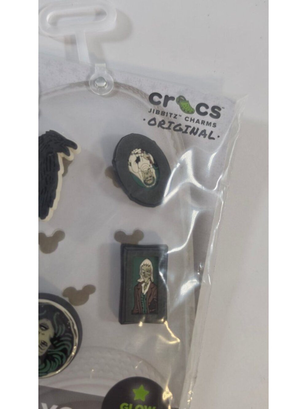 DISNEY CROCS HAUNTED MANSION GLOW IN THE DARK HALLOWEEN MNSSHP JIBBITZ CHARMS - Picture 4 of 10